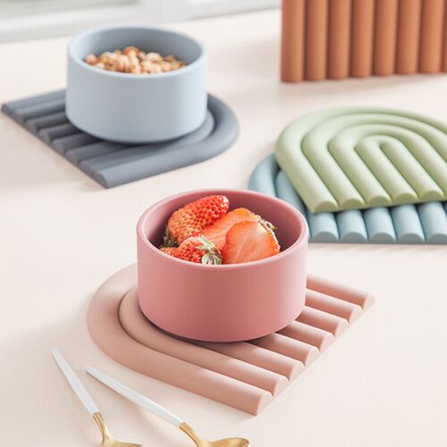 Rainbow Silicone Table Mat Coaster Hot Dishes Pot Holder Pla