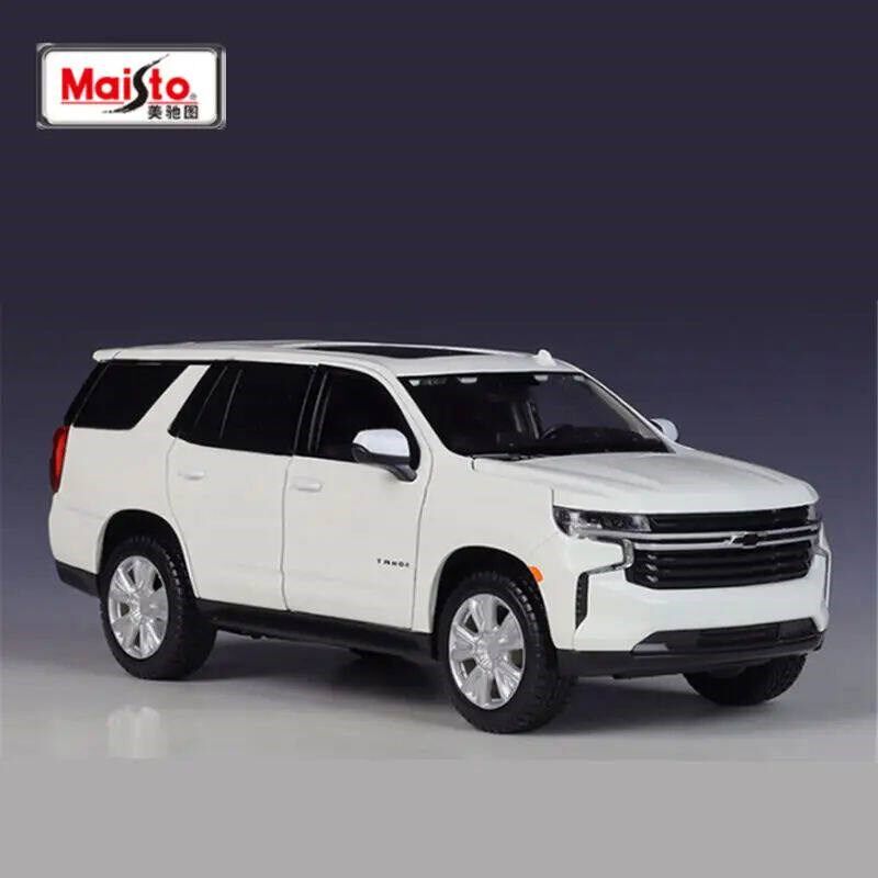 Maisto 1:24 2021 Chevrolet Tahoe Alloy Car Model Diecast Met - 实物图