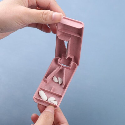 1PC Medicine Pill Holder Tablet Cutter Splitter Pill Case Mi