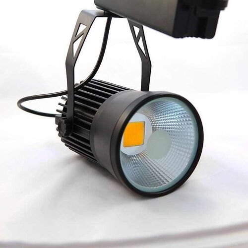 LED rack Light Dimmable 30W COB Rail Lamp 130-140lm/W Spotli