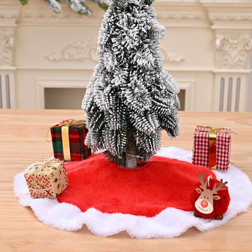 New Christmas decorations  fluffy tee skirt red white side t