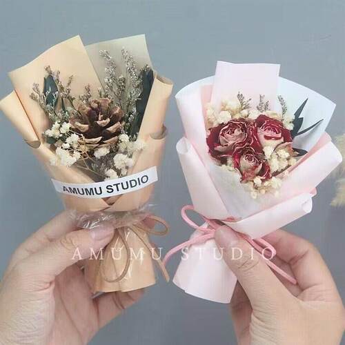 Car Aromatherapy Car Air Vent Decoration Dried Flower Small