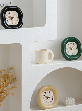 EMITDOOG客厅卧室创意座钟玄关时钟装饰品电视柜高级感桌面摆件