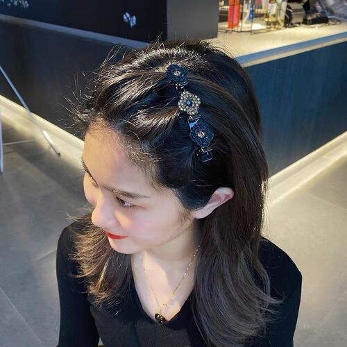 2023 New Fashion Sparkling Crystal Stone Braided Hair Clips