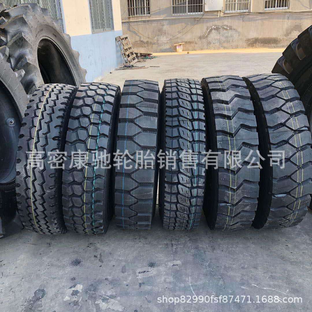 虎运载重卡车轮胎825/900/1000R20 8.25/9.00R20全钢丝大车轮胎