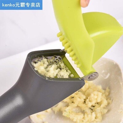 Kitchen Accessories Garlic Press Crusher Vegetables Squeezer