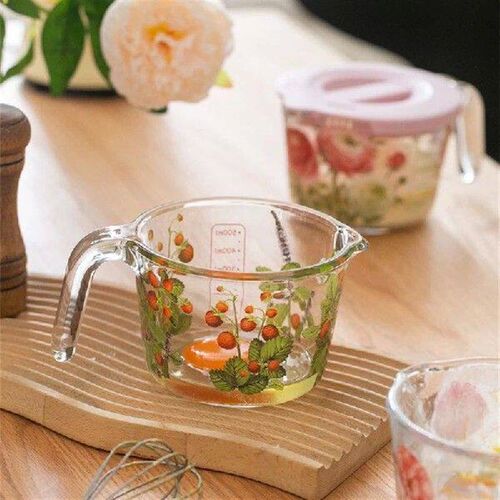 Retro Flower Measuring Cup with Lid Glass Milk Juice Cup