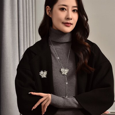 HighEnd Crystal Butterfly Sweater Chain Versatile TwoWear Lo