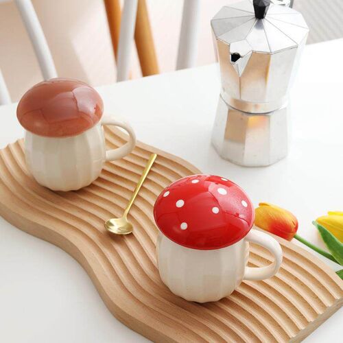2023 New Style Creative Cartoon Mushroom Theme Water Bottle