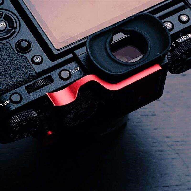 Thumb Rest Thumb Grip Hot Shoe Cover Shutter Release Button - 实物图