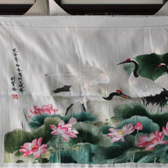 苏绣绣片客厅办公室装饰画苏州手工刺绣百骏图荷花图