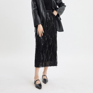 米诗薇2026春季新款华丽亮片流苏半身裙别致镂空高级感A字裙气质
