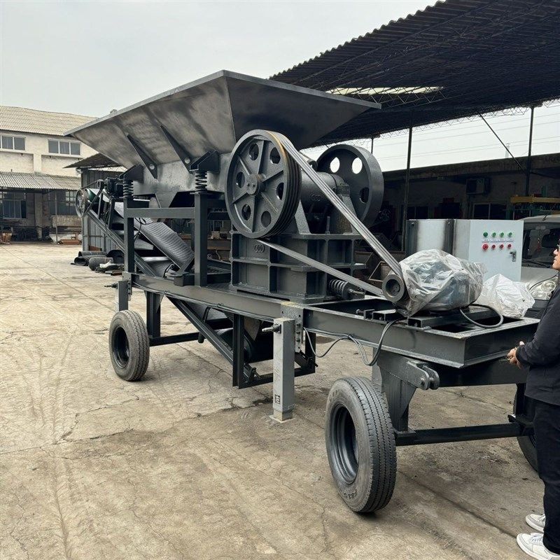 移动破碎机碎石机夹石机制沙机牵引移动小型固定式粉碎机打砂机,机械设备,破碎机,淘宝优惠券,粉丝福利购,淘宝优惠卷