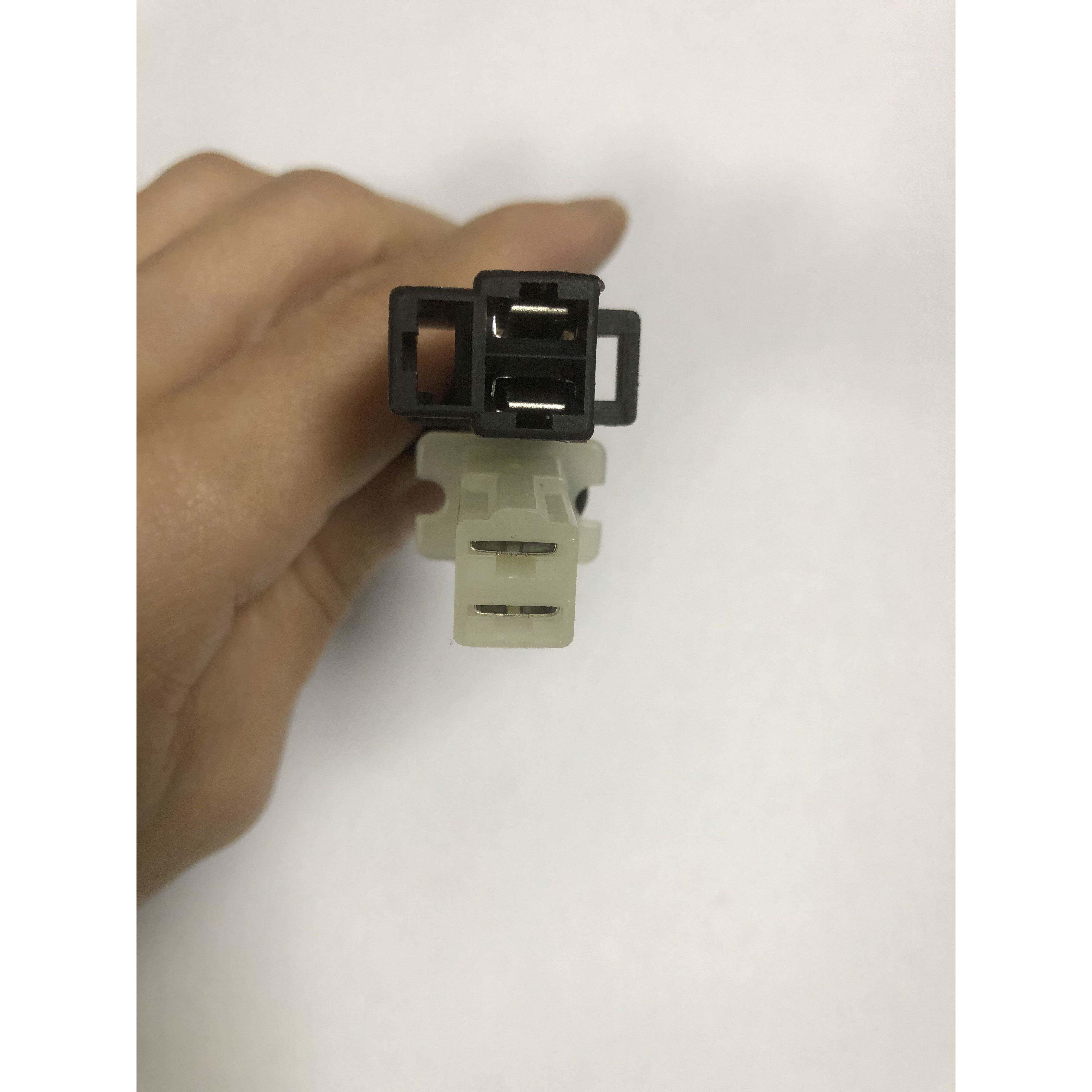 适用摩托车配件电喷CG125 150整流器电喷稳压器硅整流4线充电器
