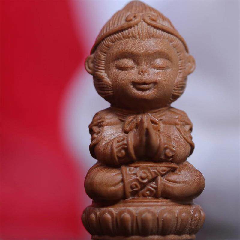 印度老山檀香齐天大手把件老山檀雕刻齐天大圣工艺品把挂摆件