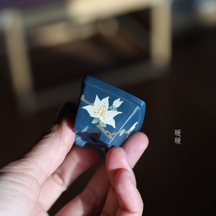 玉兰小方斗 暖暖花器 精品拇指盆 紫砂泥绘 原矿青泥 苏兵款