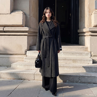 纯阅羊毛大衣女款2025新款中长翻领系带毛呢高级感气质冬季厚外套