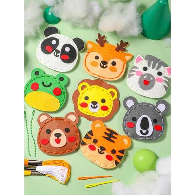 8-piece Forest Animal DIY Sewing Kit Beginner Handicraft Mat