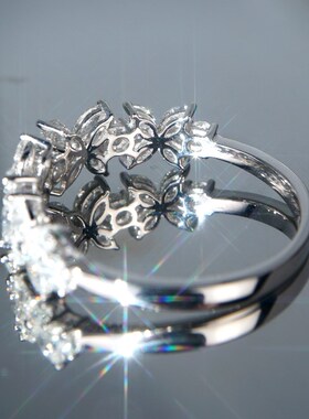 Huitan Romantic Flower Design Bridal Wedding Rings AAA White