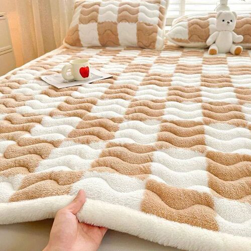 Winter Warm Velvet Maress Topper Thick Bed ver Bedspread Thi