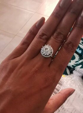 Fashion Crystal Sunflower Rings For Women Rotatable Anti Sre