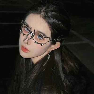 Punk Alien Decent Nose Mechanical Mask Cosplay Chin Gothic