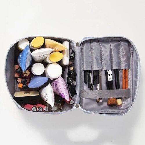 Waterproof Portable Women Makeup Bag High Capacity Toiletrie