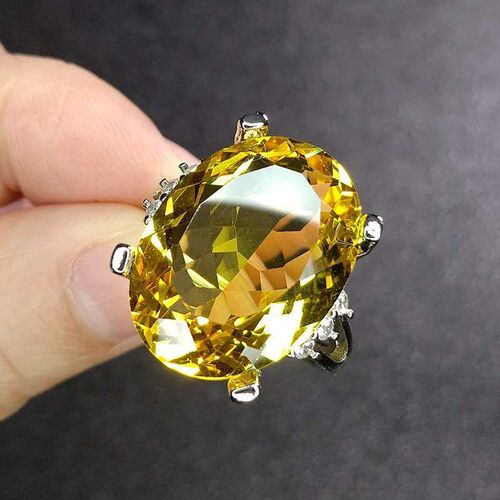 imitatoon Citrine Ring Platinum Plated Egg-Shaped Topaz Diam