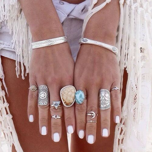 4Pcs Vintage Rings Ethnic Carved Silver Plated Boho Midi Fin