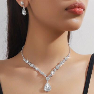 Necklace and Earrings Two-Piece Set Evening Gown Accessories