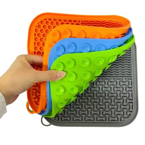 Dog Licking Mat Slow Food Mat Drizzling Licking Pad Suction