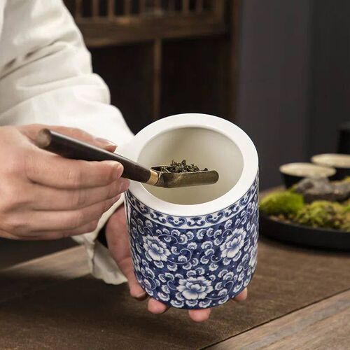 Ceramic Blue and White Jar Sealed Food Jar Household Chinese