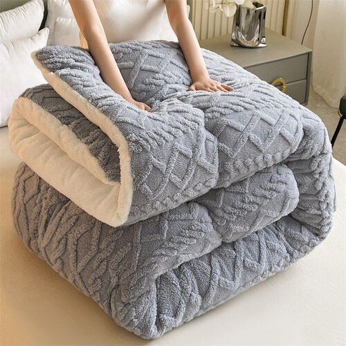 Super warm winter flannel quilt comforter blanket bed duvet