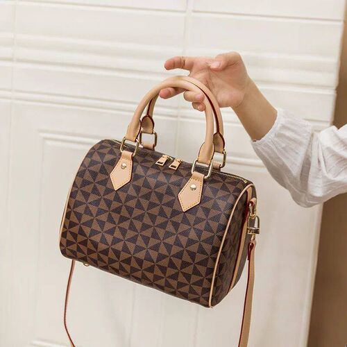 2025 Womens New Boston Pillow Bag Simple and Versatile Cros