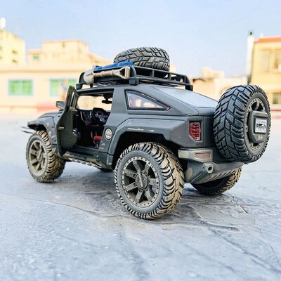 Maisto 1:24 Old HUMMER HX Concept simulation alloy car model
