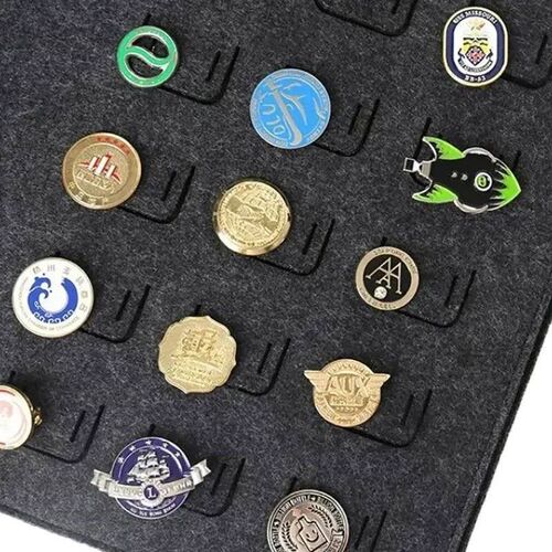 Felt Pn Brooch Dsplay Storage Book Metal Badge Chest Holder
