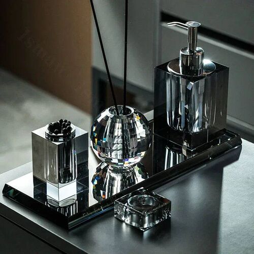 Light Luxury Crystal Glass Bathroom Accessories Set High End