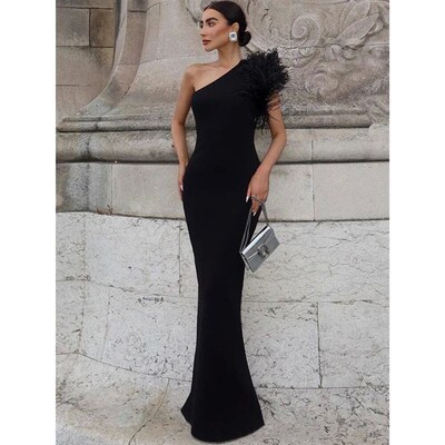 Dulzura Black Sleeveless One Shoulder Maxi Dress For Women
