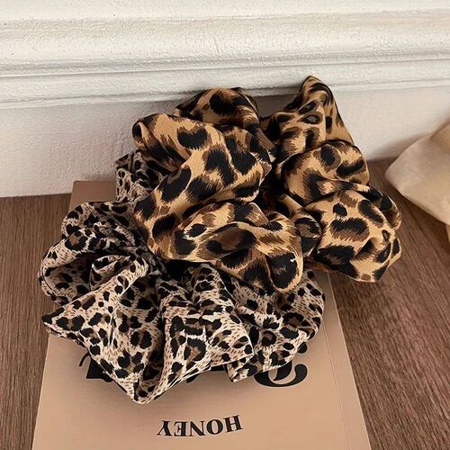 2pcs  Elegant Leopard Print Hair Scrunchies Set, Fabric High