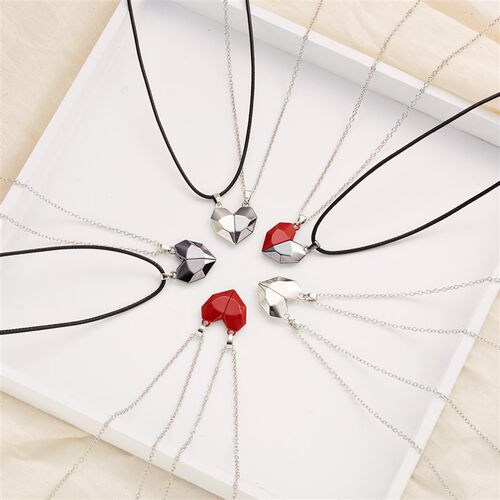 2Pcs/Lot Magnetic Couple Necklace Friendship Heart Pendant D