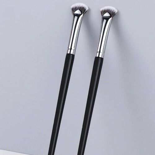 Mini Fan Eyeshadow Brush Eyebrow Eyeliner Brush Professional