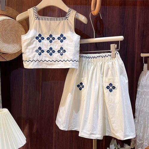 Summer Vacation Style Outfit for Girls 2025 Artistic Embroid