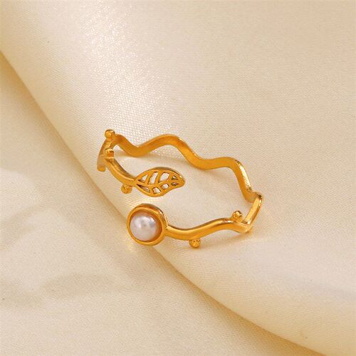 European Stainless Steel Popular Leaf Ring French Retro Simp