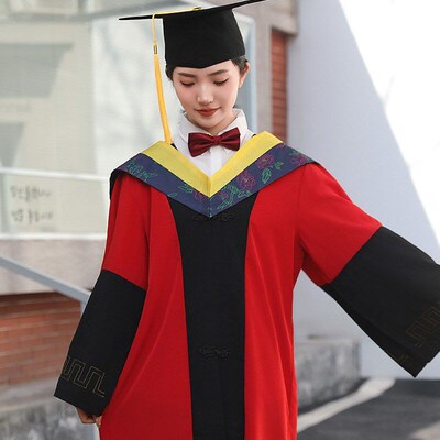 Graduation Gown Academic Dress for Bachelors Degree College