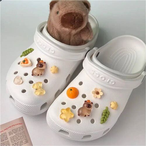 Best Selling Beaver Hole Shoe Buckle Diy Capybara Resin Acce