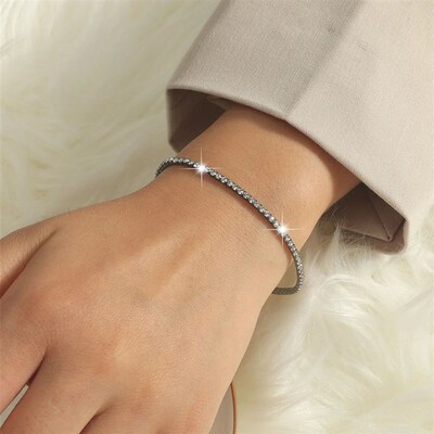 1Pieces of Ladies Transparent Shiny Crystal Bracelet 27 Colo