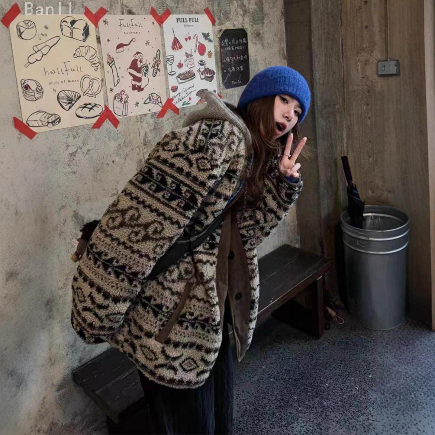 美式复古印花羊羔毛短外套女2025秋冬新款百搭显瘦简约保暖上衣潮,女装/女士精品,短外套,淘宝优惠券,粉丝福利购,淘宝优惠卷