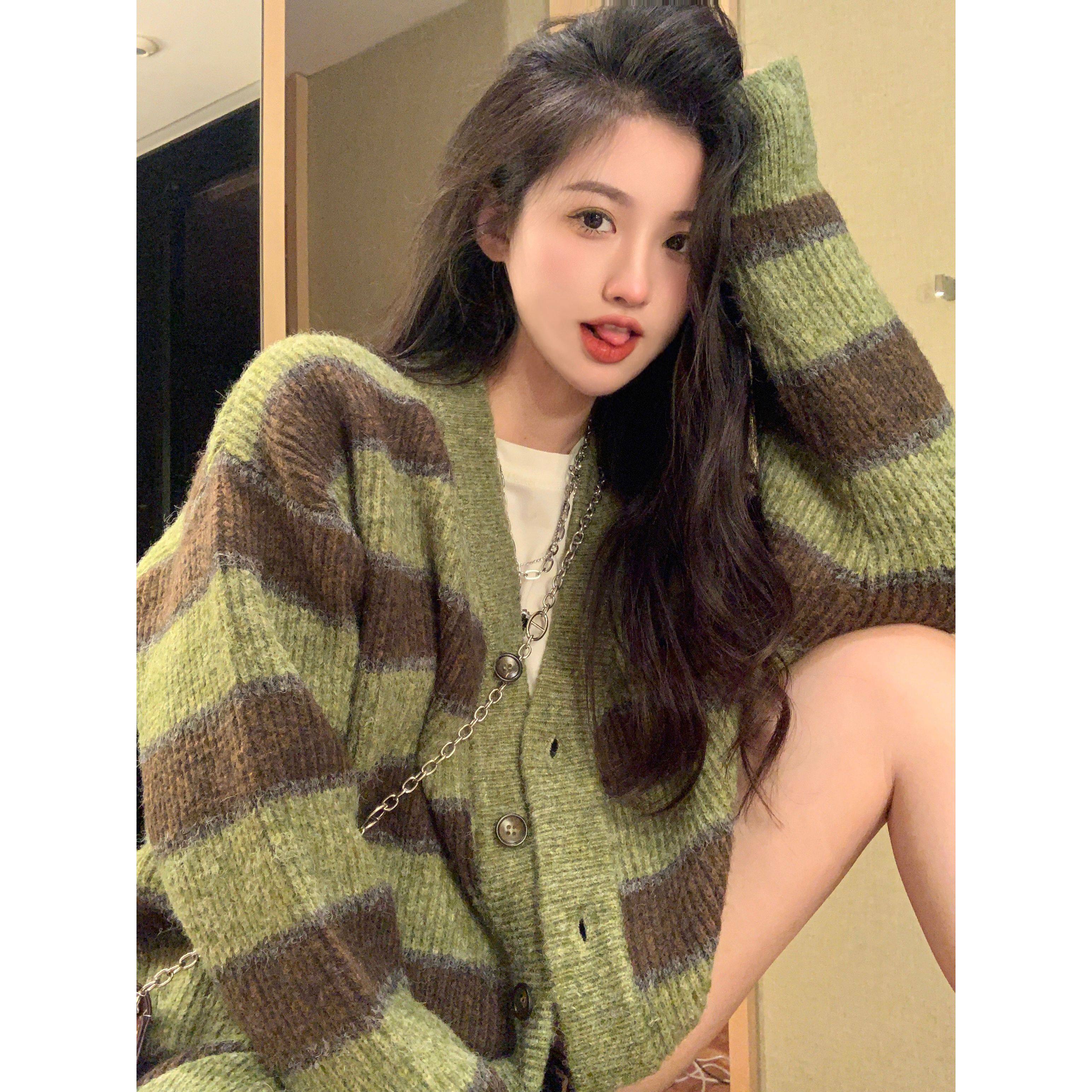 实拍  抹茶奶绿温柔气质撞色条纹毛衣开衫,女装/女士精品,毛针织衫,淘宝优惠券,粉丝福利购,淘宝优惠卷