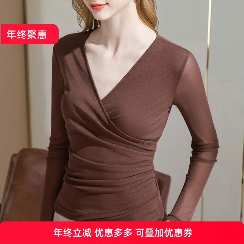 网纱打底衫女2025春季女装交叉v领欧货小衫褶皱收腰上衣时尚百搭,女装/女士精品,蕾丝衫/雪纺衫,淘宝优惠券,粉丝福利购,淘宝优惠卷