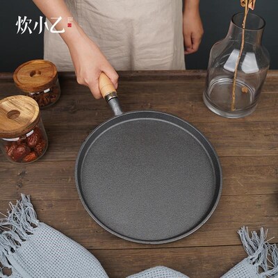 small cast iron frying pan griddle pan pancake fruit pan